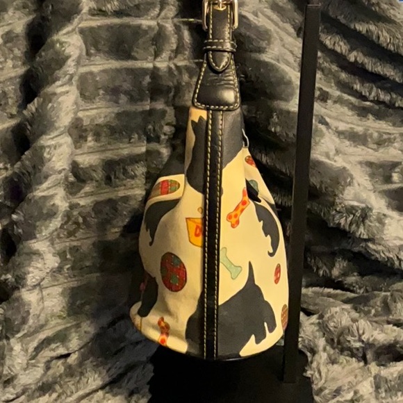 Vintage Dooney & Bourke Scottie Dog Print Shoulder Bag  11”W x 6.25”H x 7”D ~EUC - Picture 3 of 16
